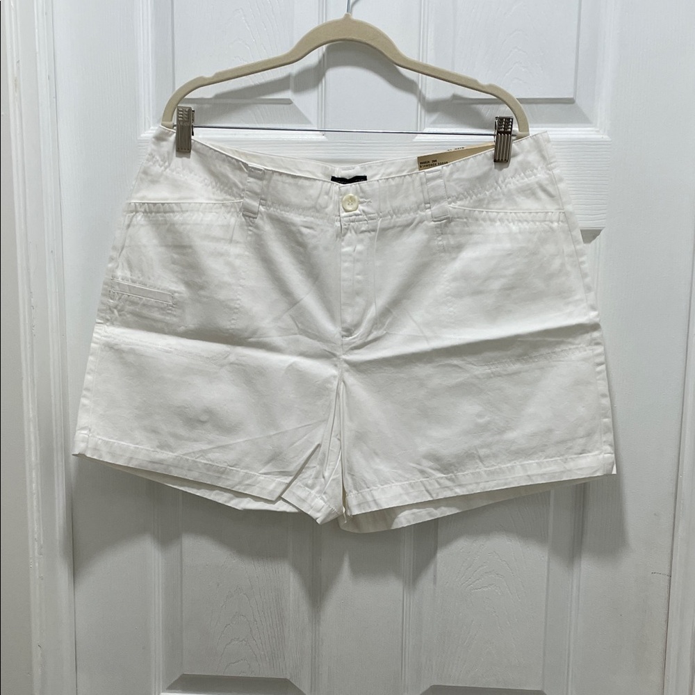 Dockers Women's Cream Shorts